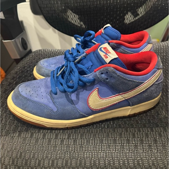 Nike SB Dunk Low Eric Koston
Size 10.5 used. No box. - Picture 2 of 7